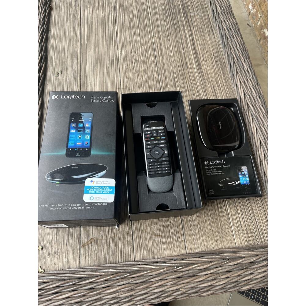 Logitech Harmony Smart Control Hub & Universal Remote. Tested! - Picture 5 of 5